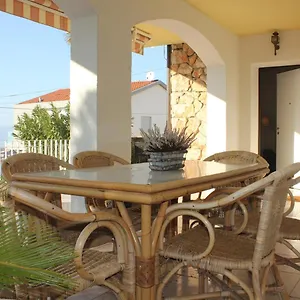 https://villa-la-siesta-appartamento-vista-lago.hotelinveneto.com