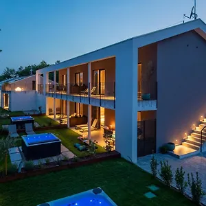 https://shiloh-private-luxury-apartments.hotelinveneto.com
